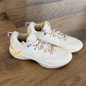 Men's Athletic Shoes in Cream and Yellow